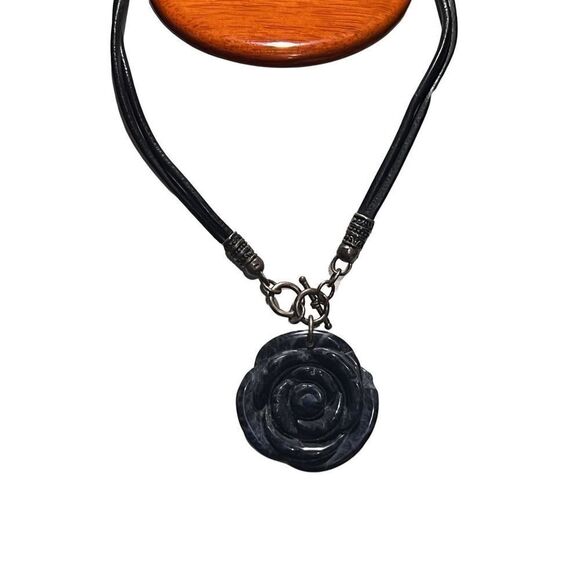 Vintage Genuine Blue Lapis Rose Pendent 925 Toggle Leather Choker Necklace - Picture 2 of 14
